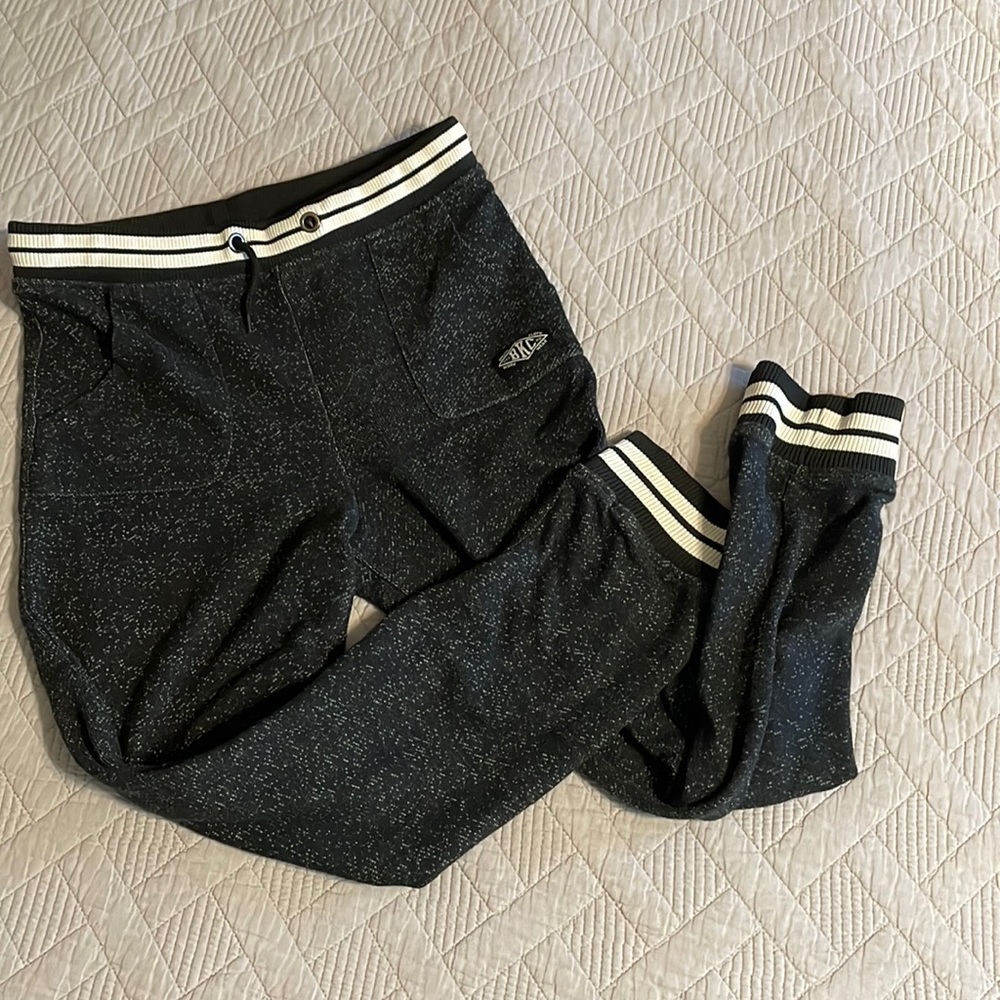 Grey/black jogger pants